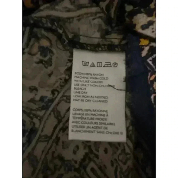 ECOTE woman’s dress. Size Medium. Above the knees dress. Multi color. dark blue - Picture 10 of 11